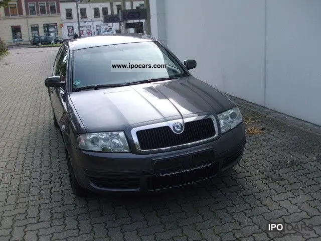 Skoda Superb Superb 2.8 V6 Comfort 5