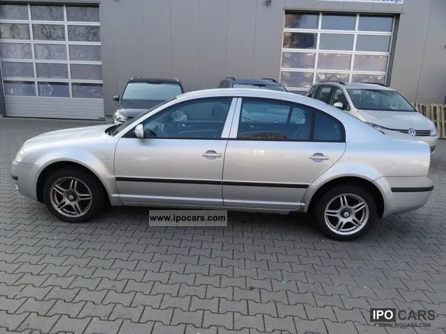 Skoda Superb Superb 2.8 V6 Elegance 4