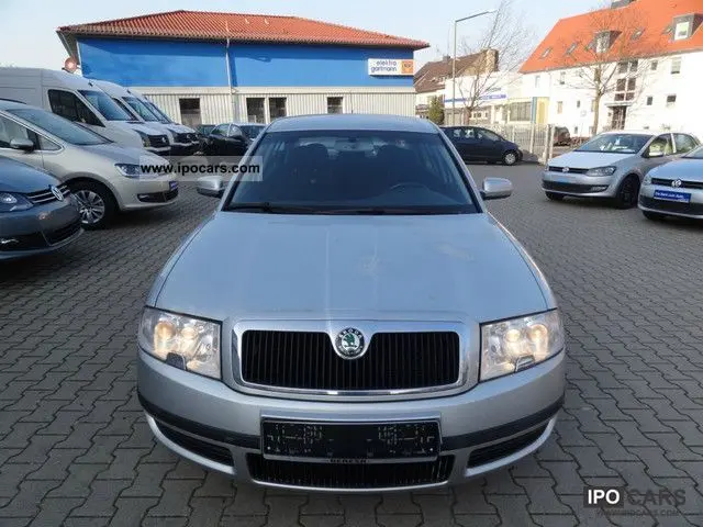 Skoda Superb Superb 2.8 V6 Elegance Tiptronic 3