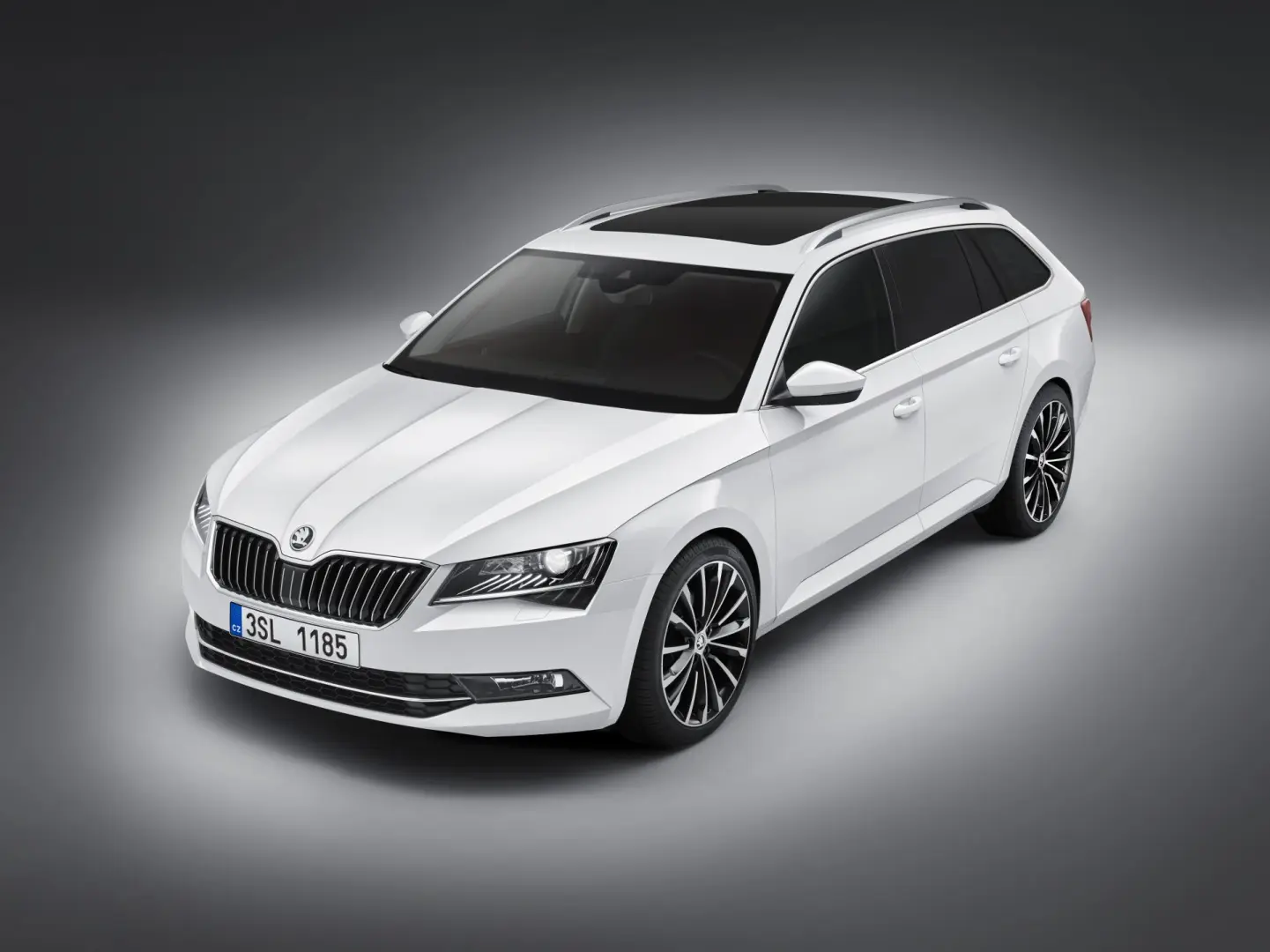 Skoda Superb Superb Kombi 1.6 TDI GreenTec Elegance 4