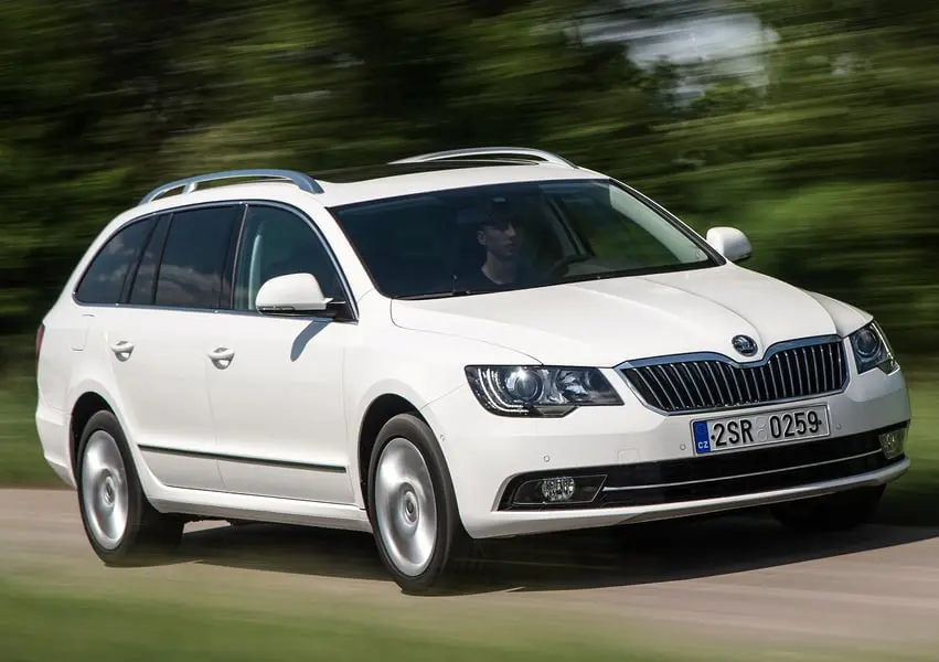 Skoda Superb Superb Kombi 1.6 TDI GreenTec Elegance 6