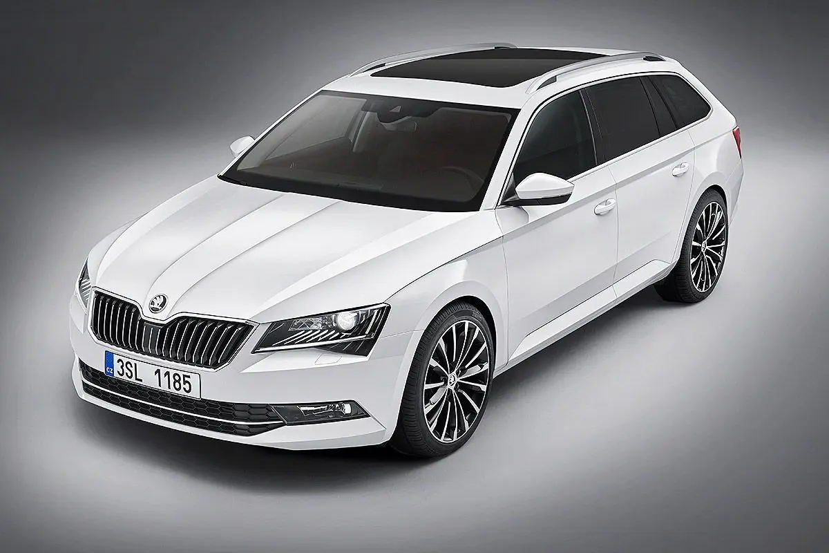 Skoda Superb Superb Kombi 1.6 TDI GreenTec Elegance DSG 0
