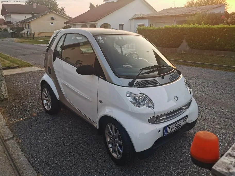 Smart Fortwo Fortwo 0.7 Pulse 6