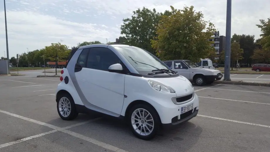 Smart Fortwo Fortwo 0.8 CDI Passion 6