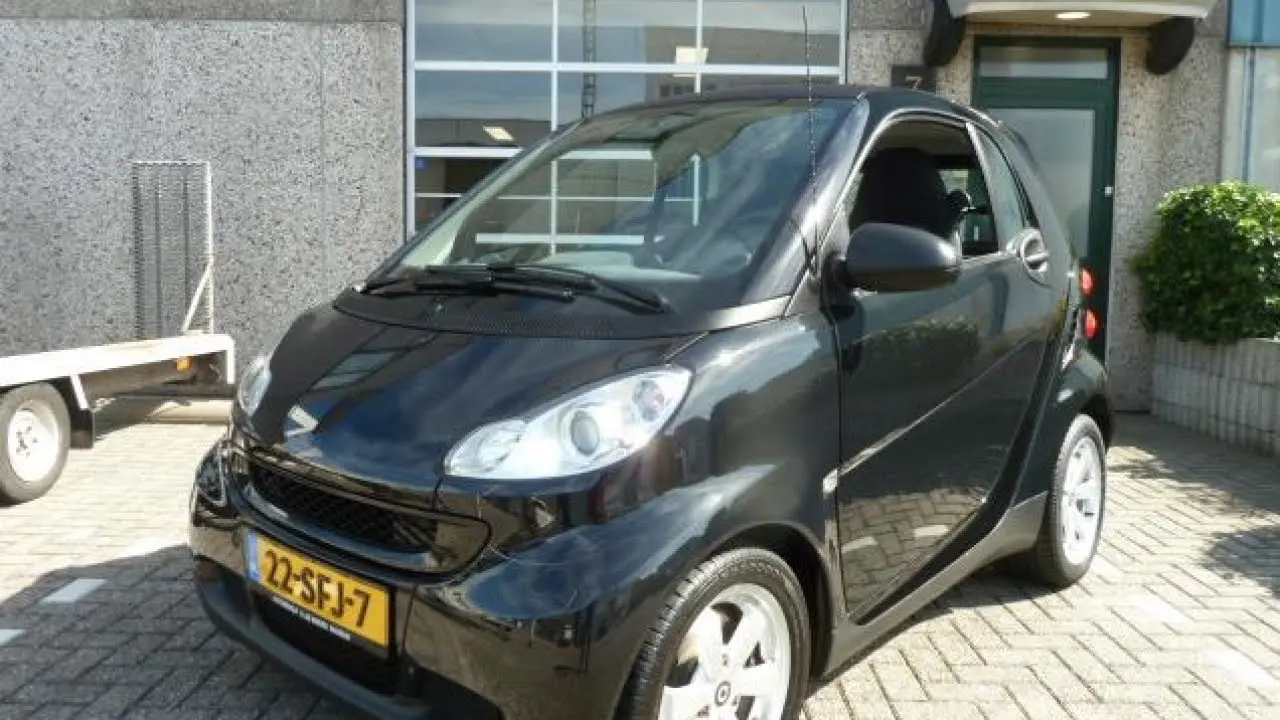 Smart Fortwo Fortwo 1.0 Pure 5