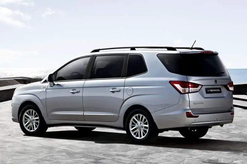 SsangYong Rodius Rodius 2.0 e-XDI 4x2 Full 5