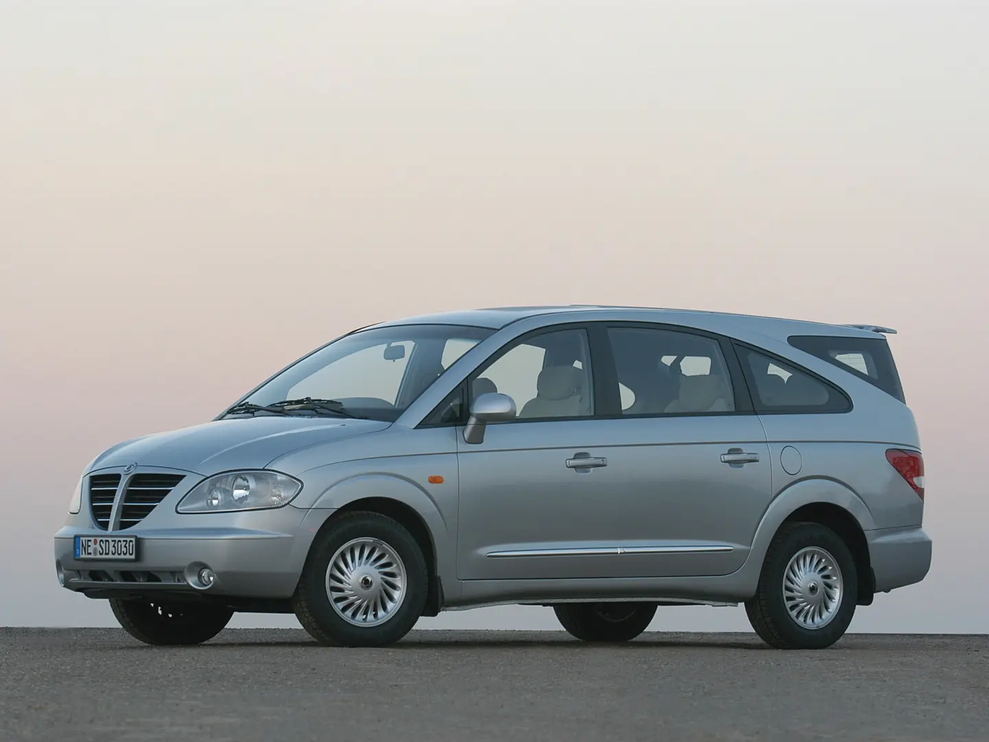 SsangYong Rodius Rodius 270 Xdi 4WD Premium 4