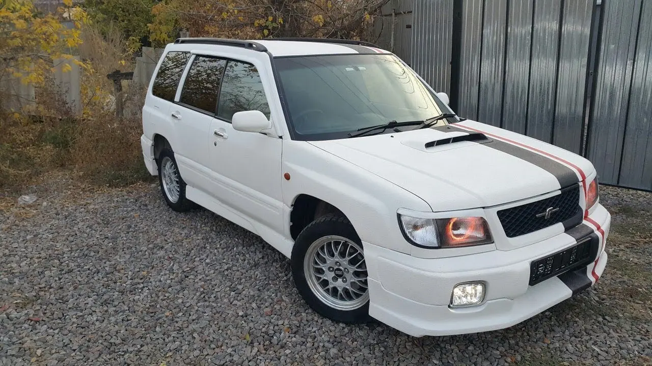 Subaru Forester Forester 2.0 S-Turbo ES 5