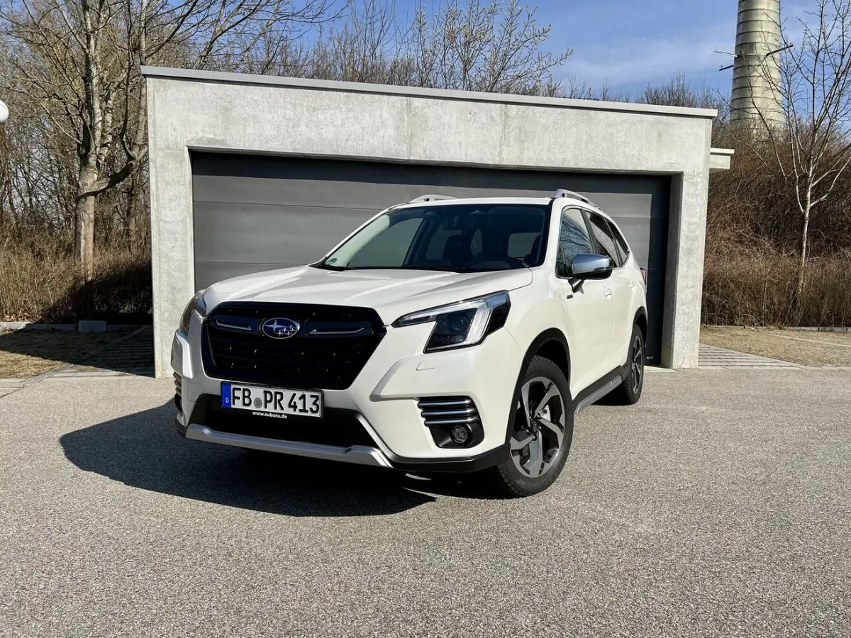 Subaru Forester Forester 2.0i e-Boxer Xclusive CVT 5