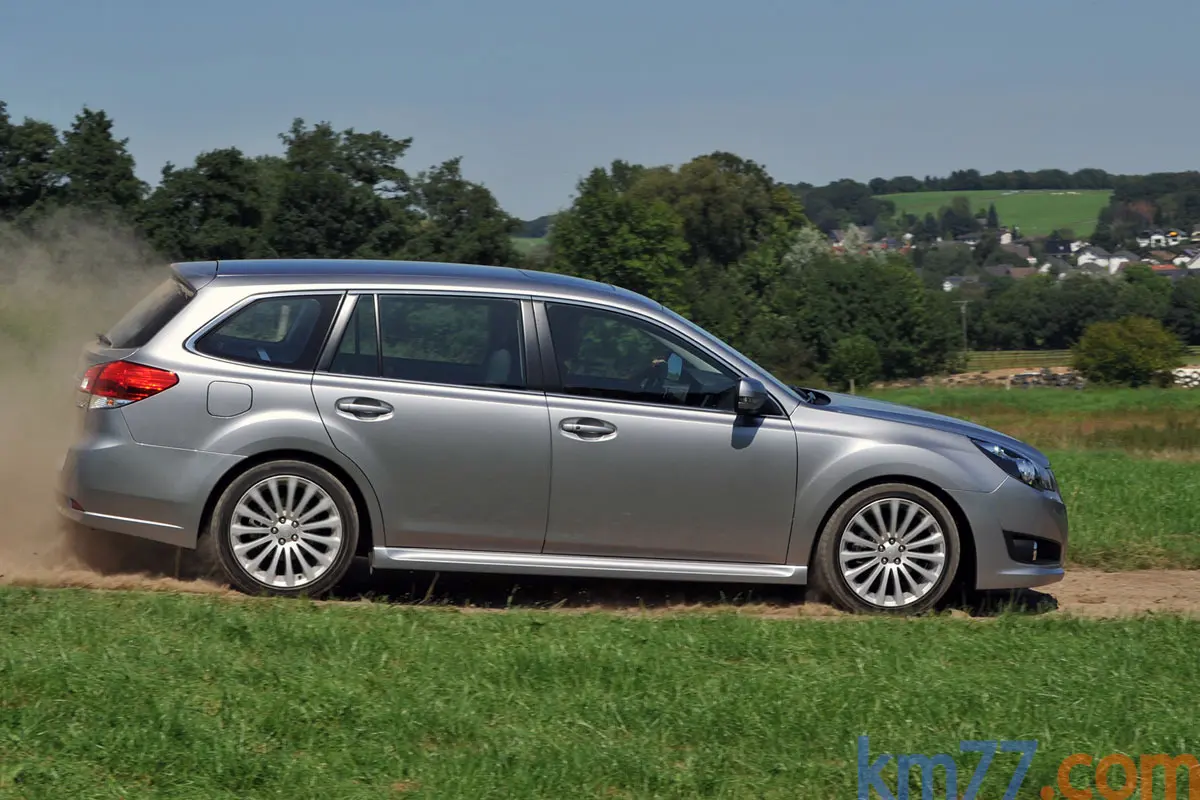 Subaru Legacy Legacy 2.0 Elegance CVT 2