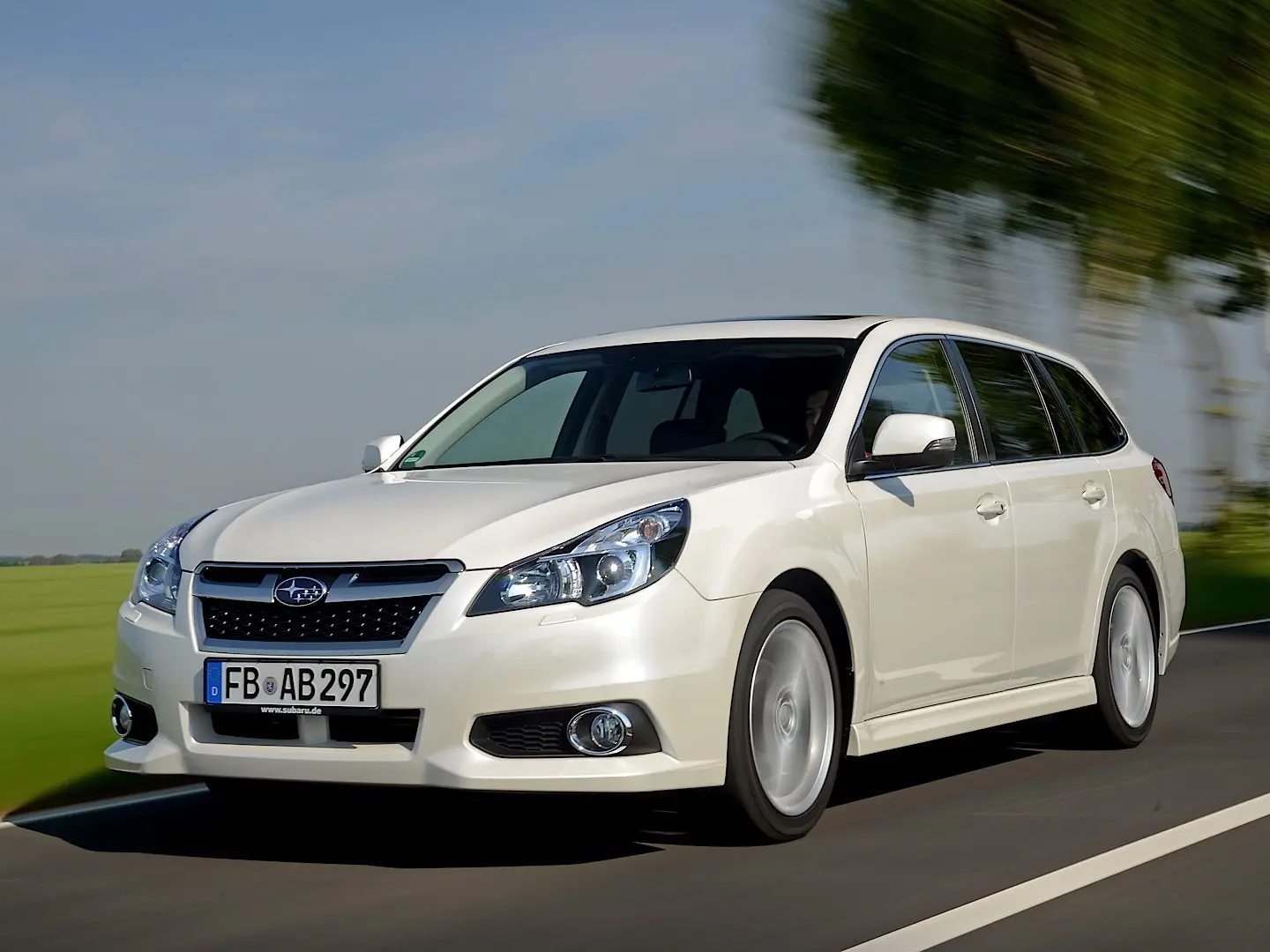 Subaru Legacy Legacy 2.0 Elegance CVT 5
