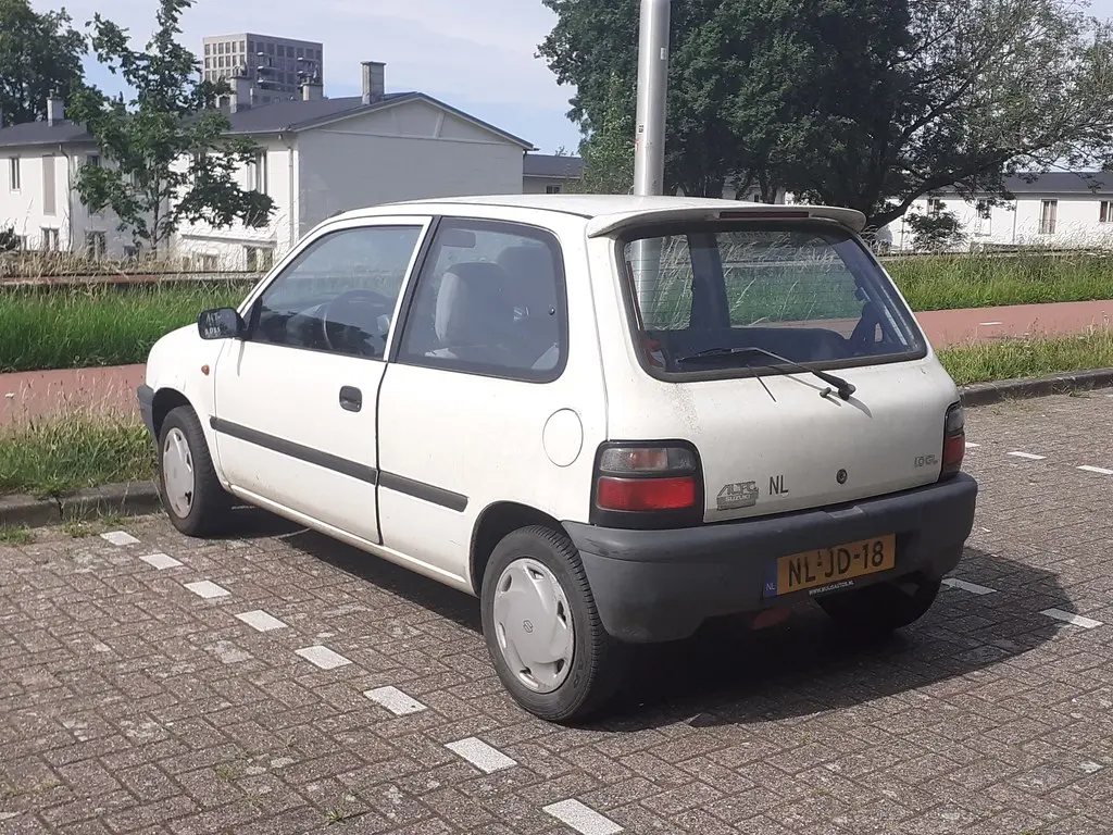 Suzuki Alto Alto 1.0 5