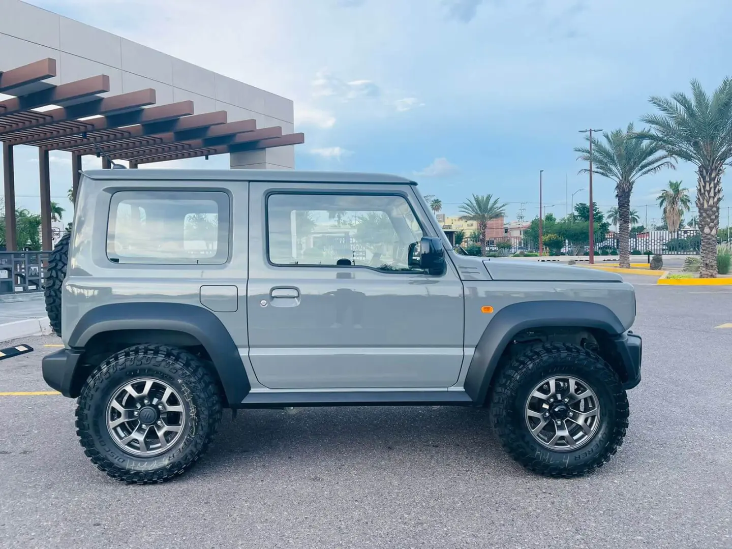 Suzuki Jimny Jimny 1.5 4x4 GLX Tek Renk 5