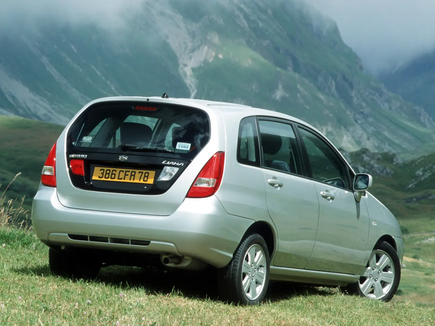 Suzuki Liana Liana 1.3 GL 4