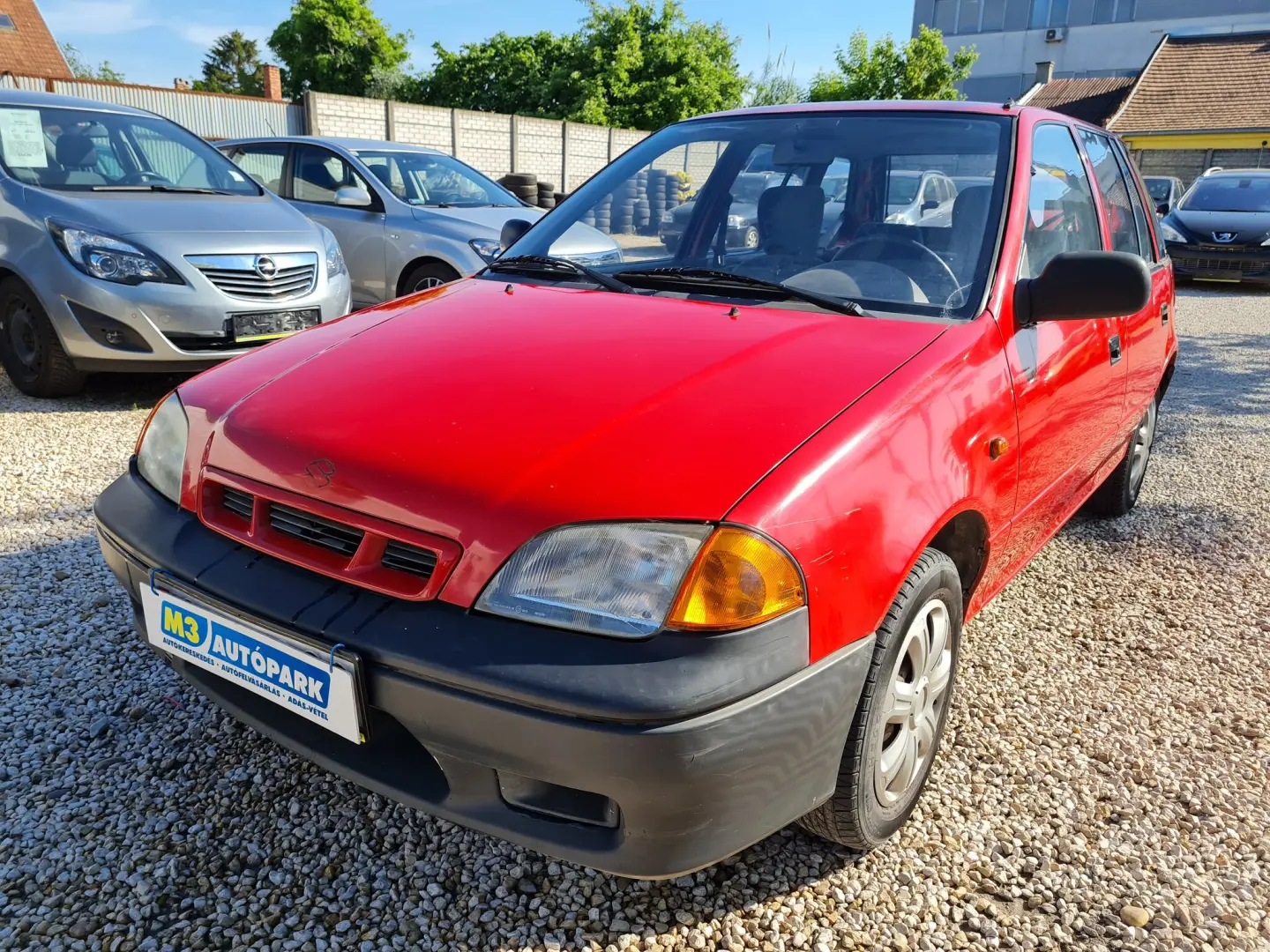 Suzuki Swift Swift 1.0 GL Cherry 3