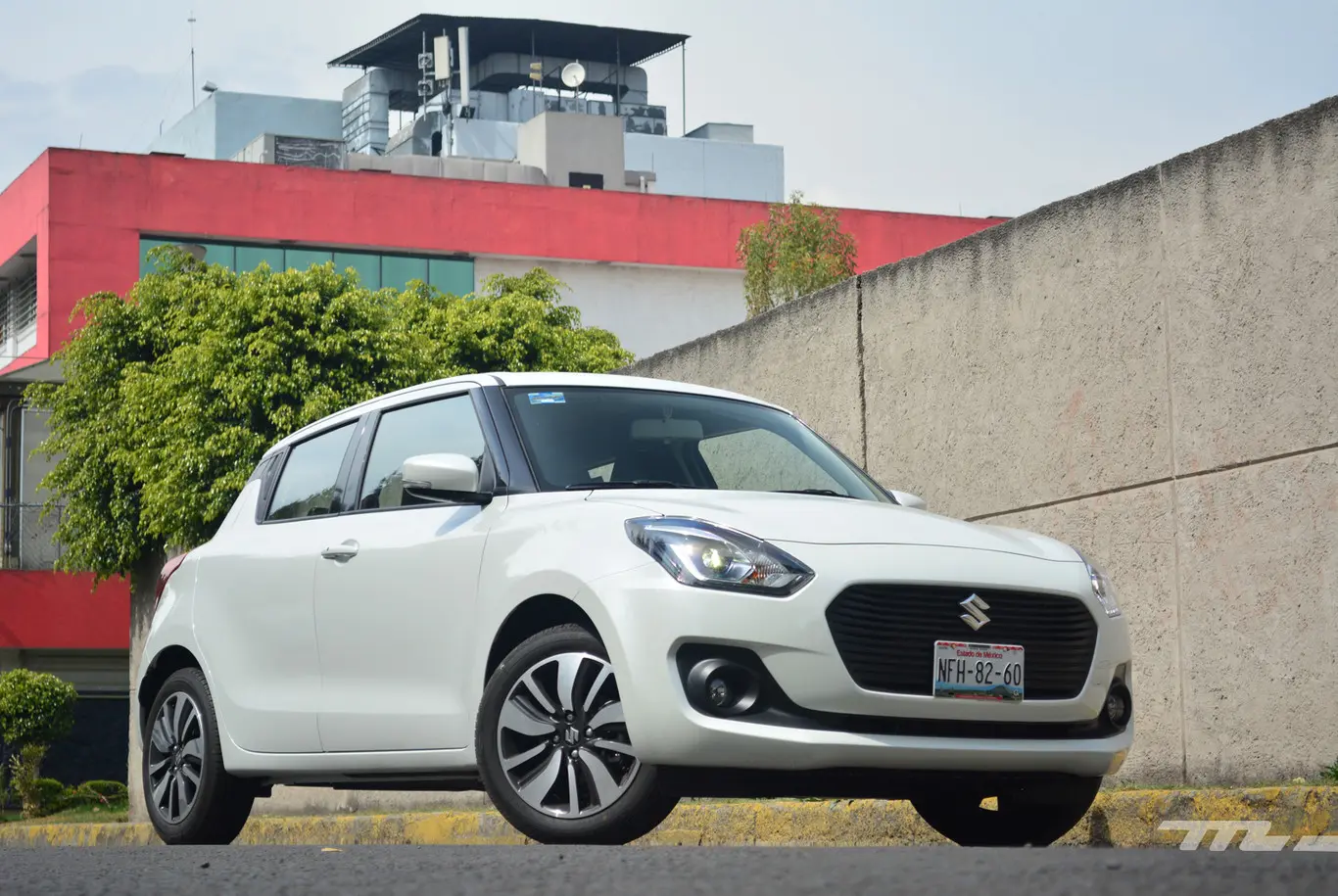 Suzuki Swift Swift 1.2 DualJet GLX Tek Renk 0