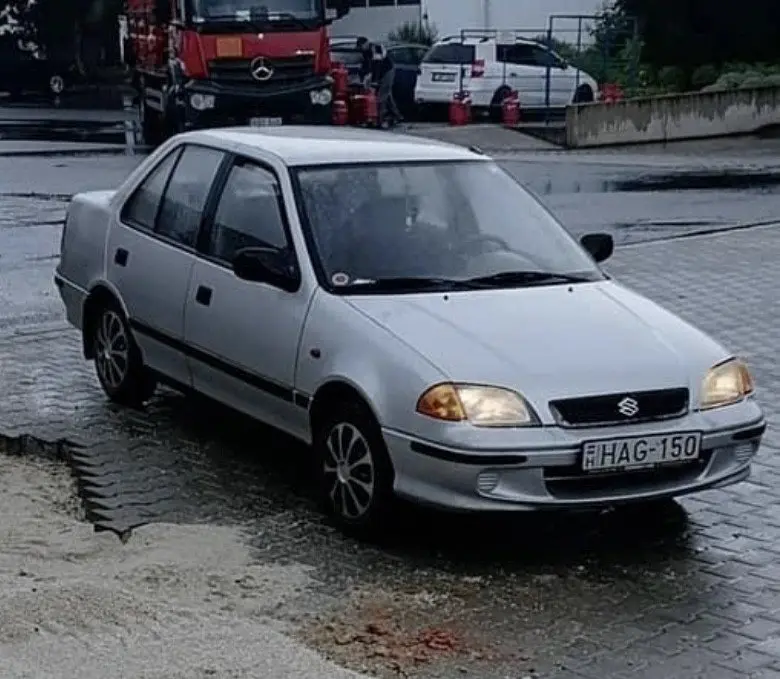 Suzuki Swift Swift 1.3 GC 4