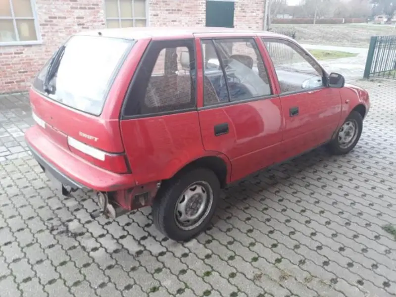 Suzuki Swift Swift 1.3 GLX 4
