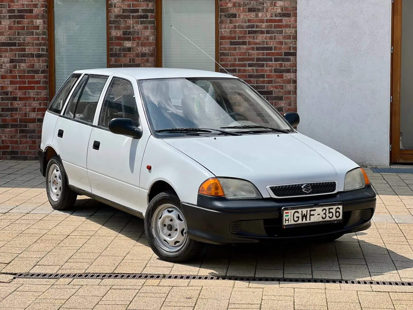 Suzuki Swift Swift 1.3 GLX 7