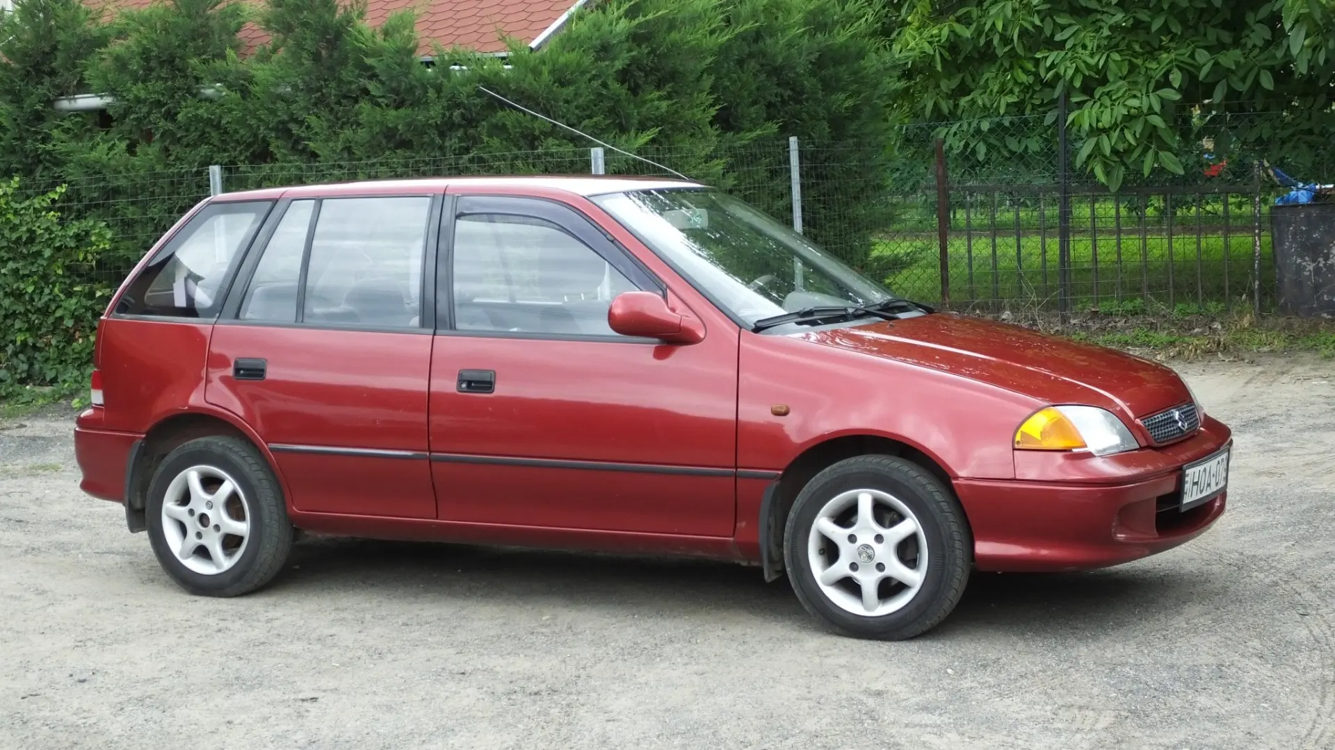 Suzuki Swift Swift 1.3 GLX 6