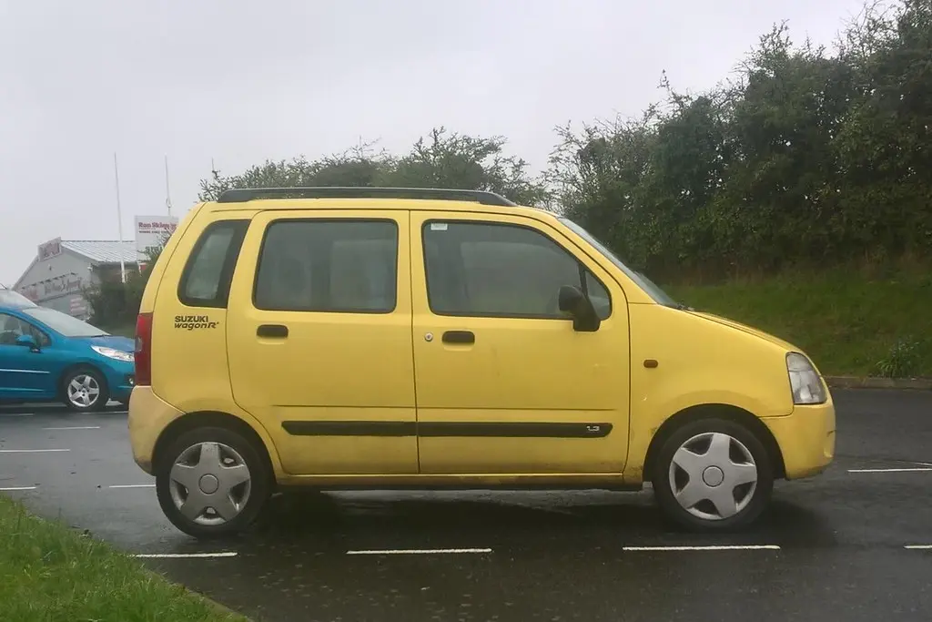 Suzuki Wagon R Wagon R+ 1.0 GL 4