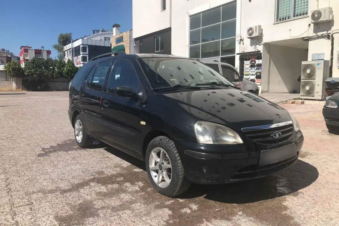 Tata Indigo Indigo 1.4 MPFI Trend 0
