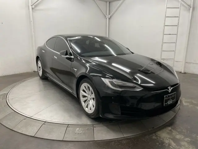 Tesla Model S Model S 75 5