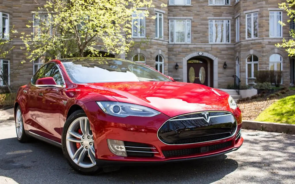 Tesla Model S Model S 70D 1