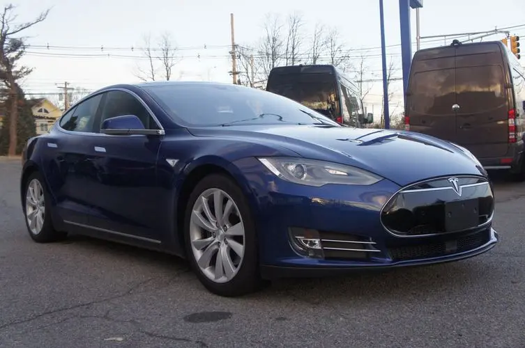 Tesla Model S Model S 85D 5