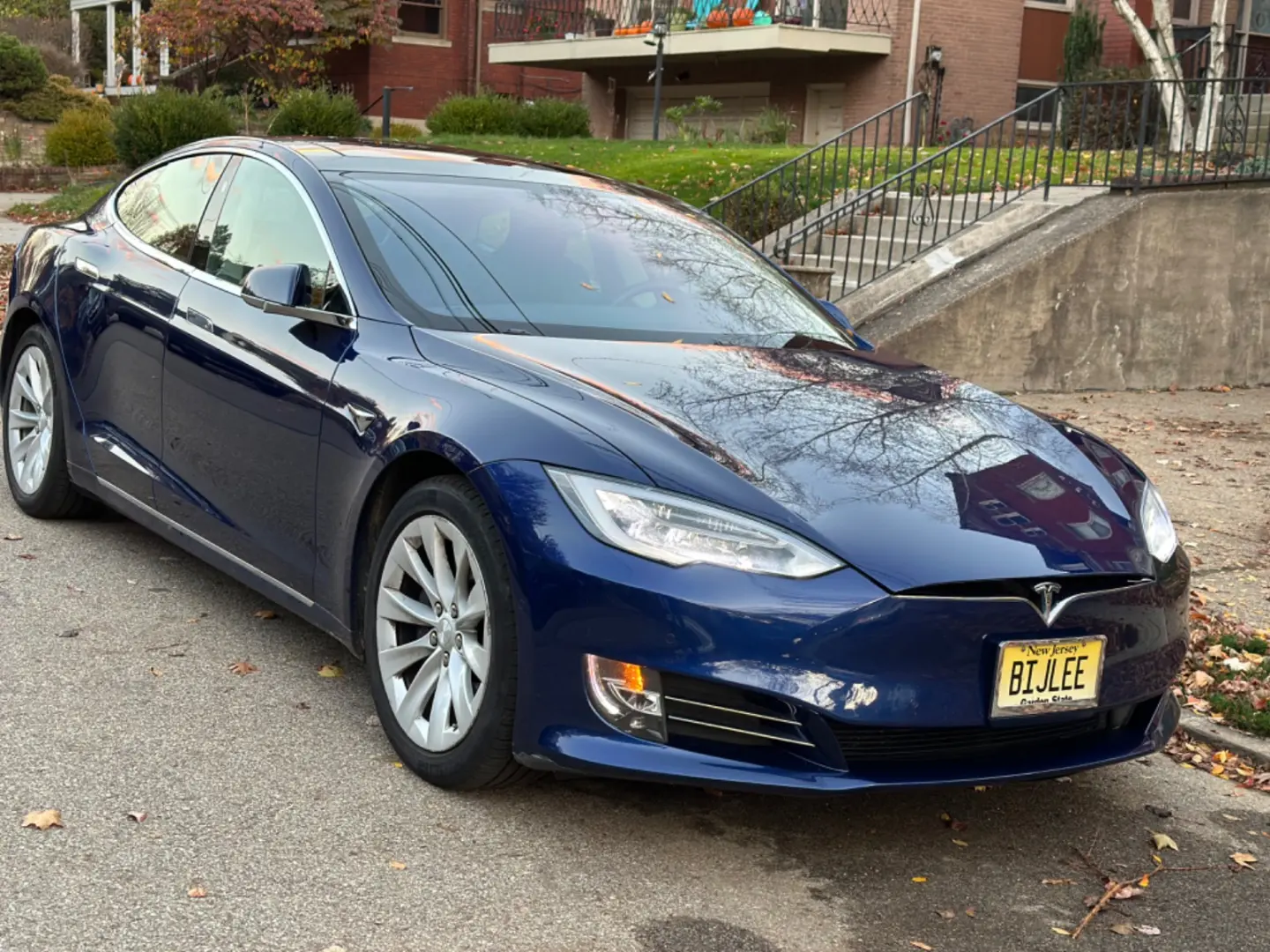 Tesla Model S Model S 90D 2