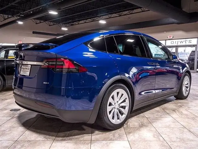 Tesla Model X Model X 90D 6