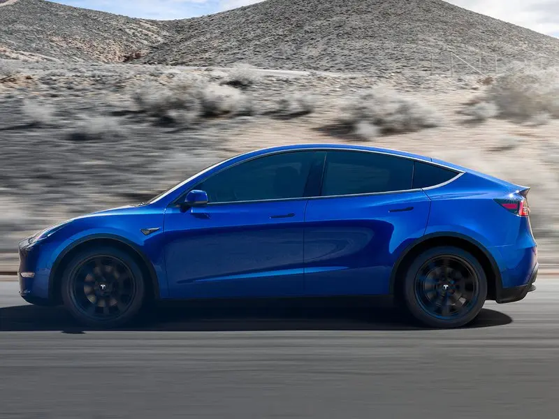 Tesla Model Y Model Y Long Range 4WD 5