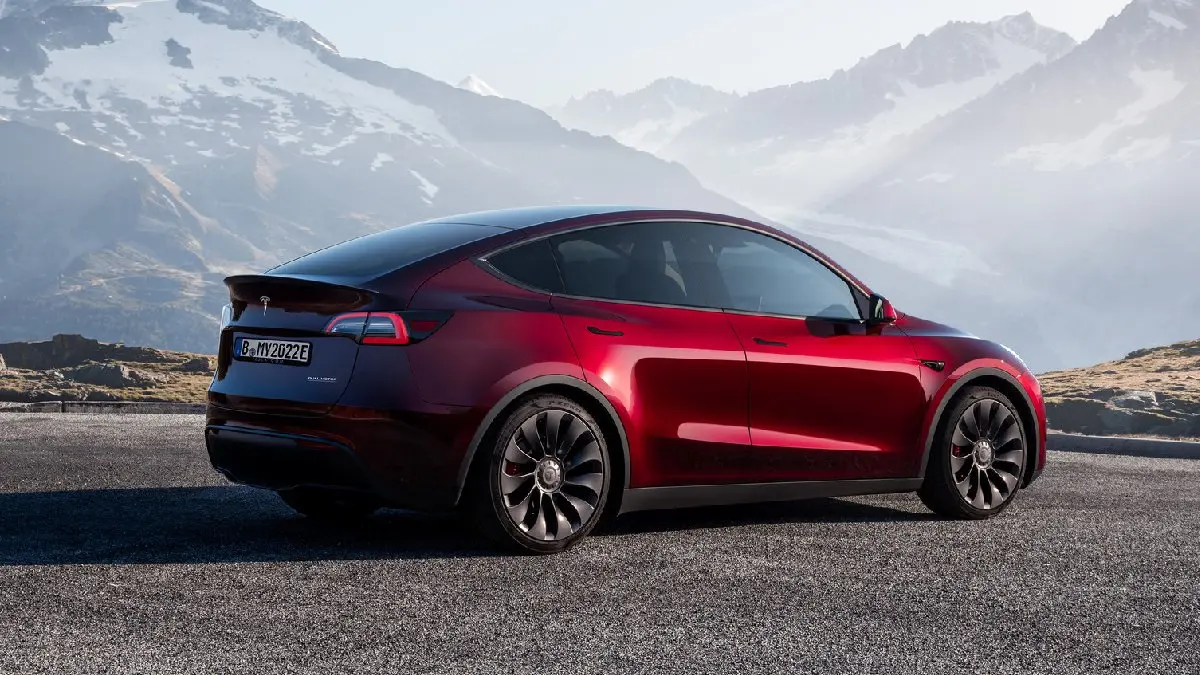 Tesla Model Y Model Y Performance 4WD 2