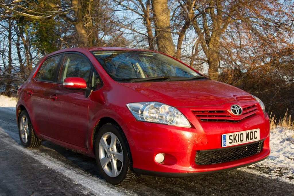 Toyota Auris Auris 1.6 Elegant 3