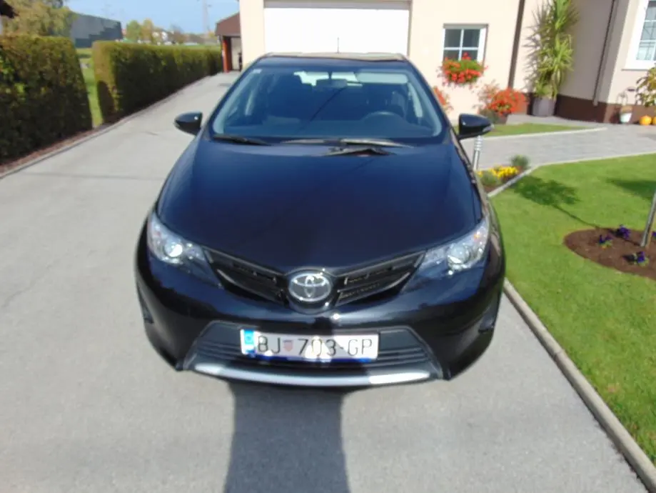 Toyota Auris Auris 1.4 D-4D Active 4