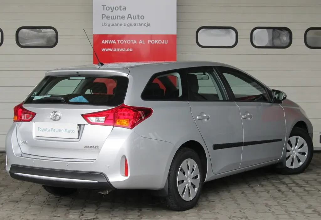 Toyota Auris Auris 1.4 D-4D Active M/M 5