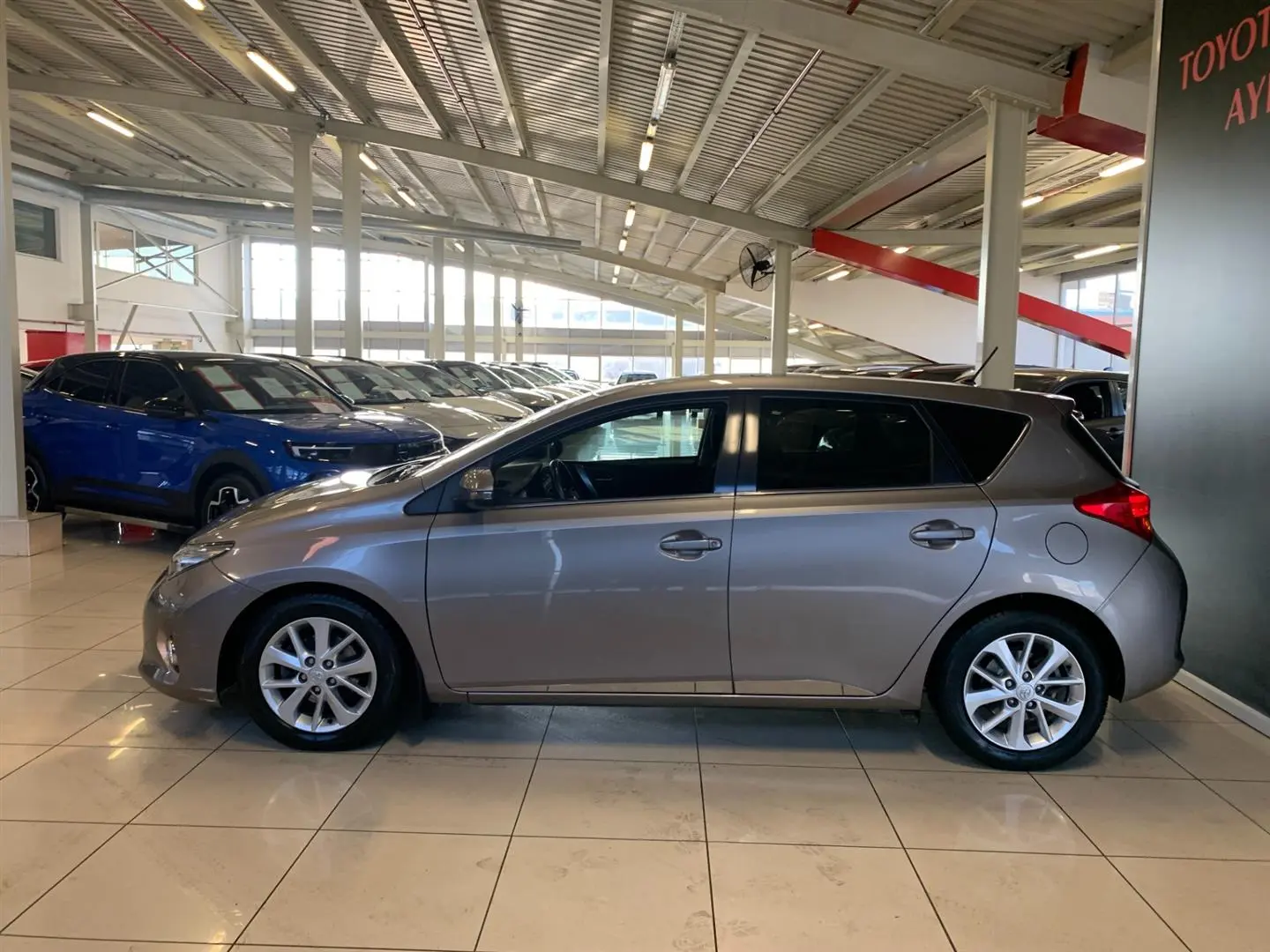Toyota Auris Auris 1.4 D-4D Advance Skypack M/M 5