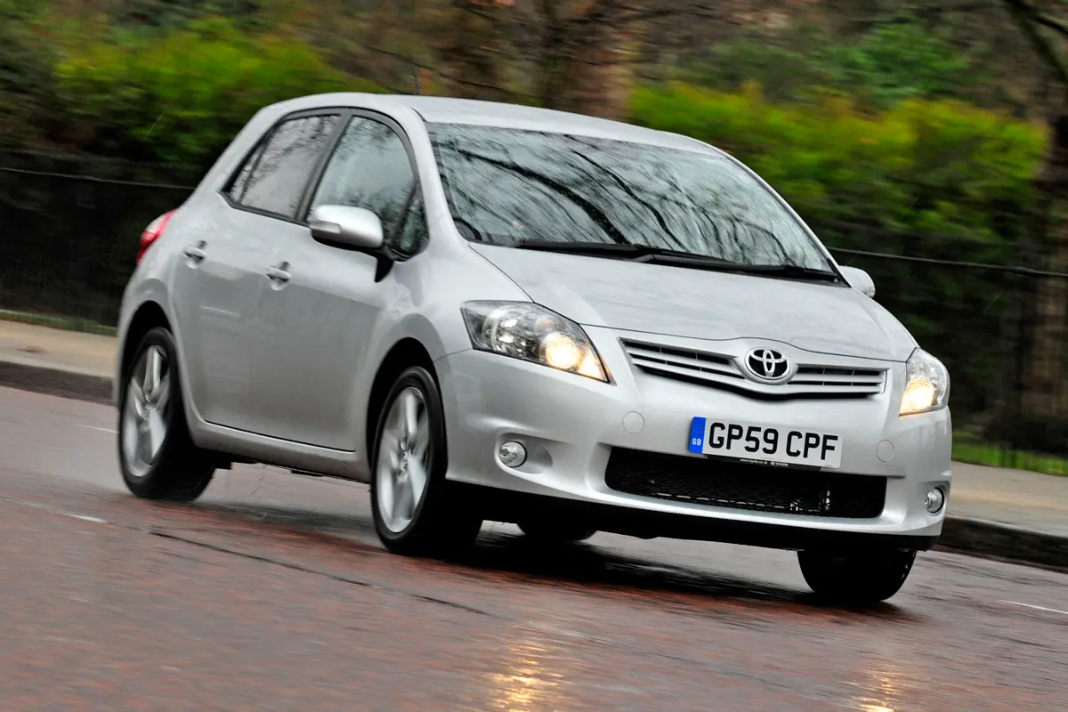 Toyota Auris Auris 1.6 Elegant 2
