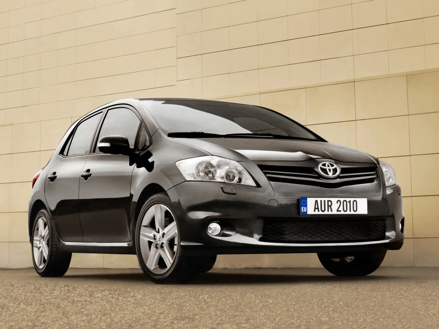 Toyota Auris Auris 1.4 D-4D Comfort Plus 2