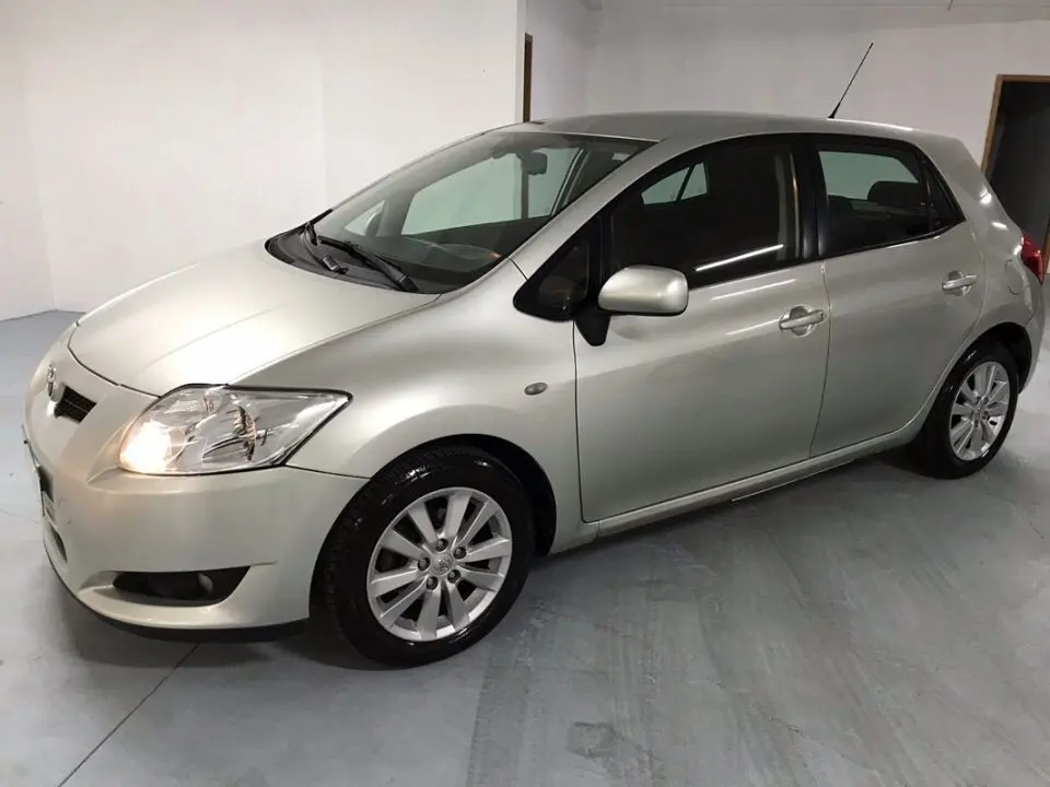 Toyota Auris Auris 1.4 D-4D Elegant MMT 0