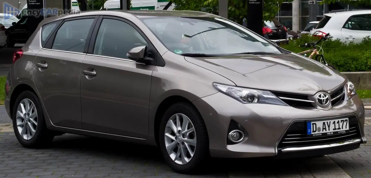 Toyota Auris Auris 1.4 D-4D Premium Navi 0