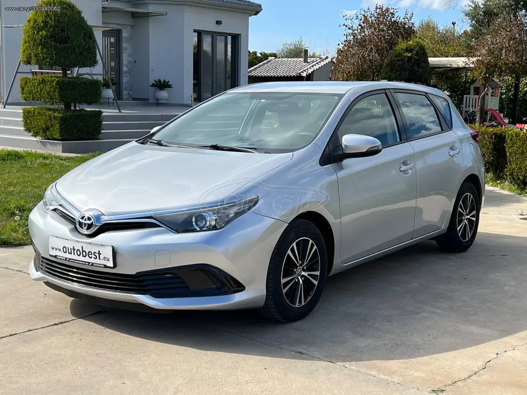 Toyota Auris Auris 1.4 D-4D Premium Navi 6