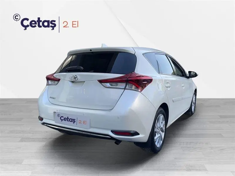 Toyota Auris Auris 1.6 Active Skypack Multidrive S 4