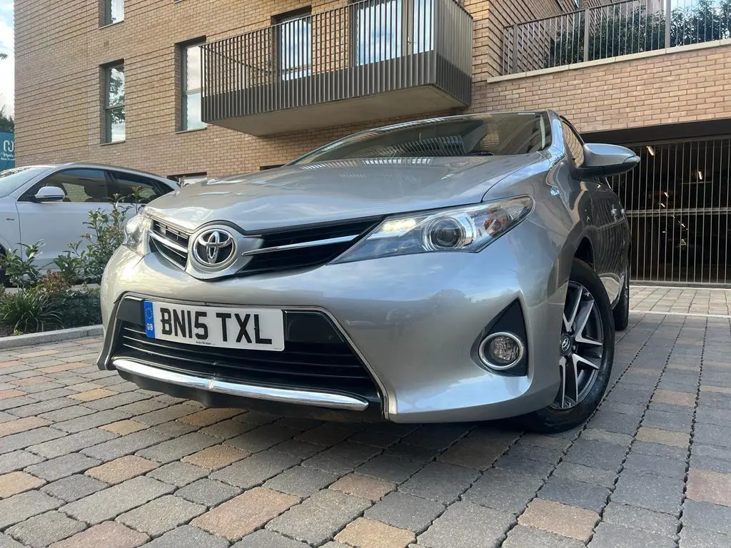 Toyota Auris Auris 1.6 Advance Multidrive S 5