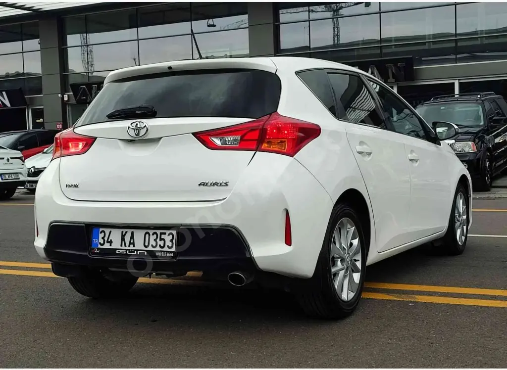Toyota Auris Auris 1.6 Advance Skypack Multidrive S 0