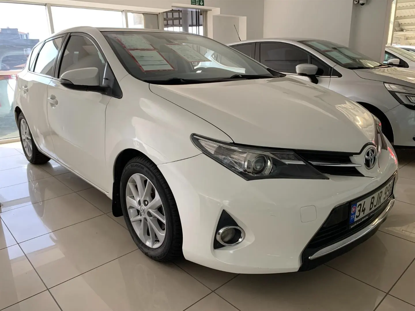 Toyota Auris Auris 1.6 Active Skypack Multidrive S 0