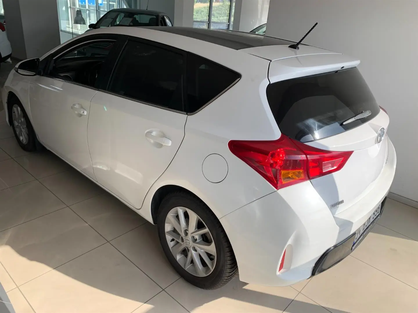 Toyota Auris Auris 1.6 Active Skypack Multidrive S 1