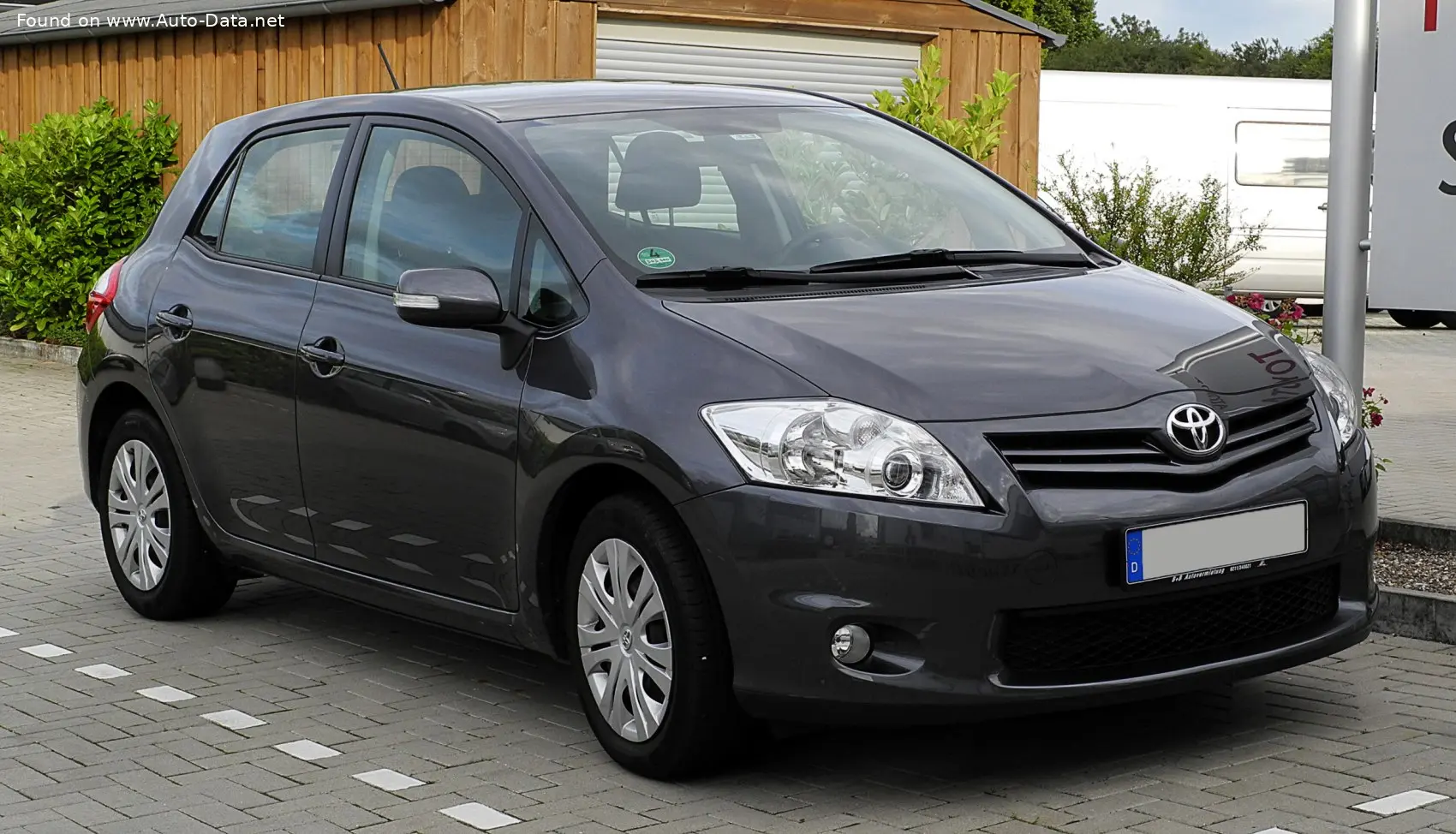 Toyota Auris Auris 1.6 Elegant 5