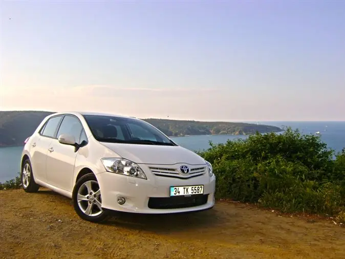 Toyota Auris Auris 1.6 Elegant Xenon Toyota Touch 4