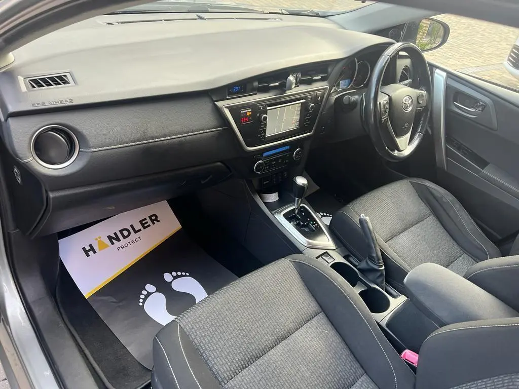 Toyota Auris Auris 1.6 Active Multidrive S 6